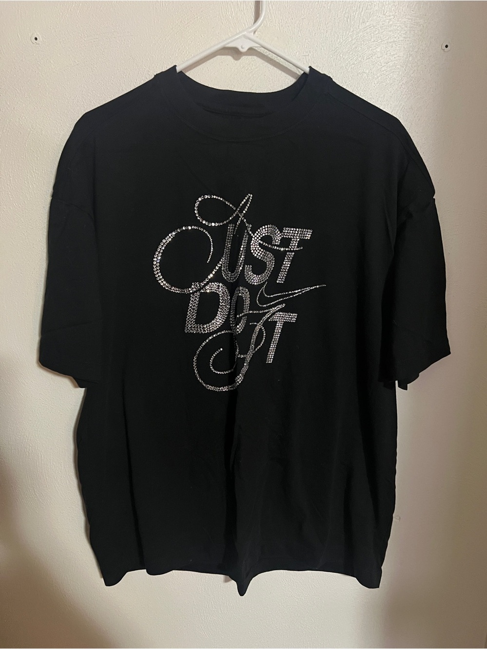 NIKE Sportswear Glam Rhinestone Oversized T-Shirt Black Women's Size Medium EUC‎